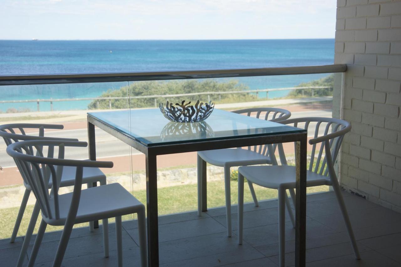 Cottesloe Beachfront Ocean View Apartment Perth Exterior photo